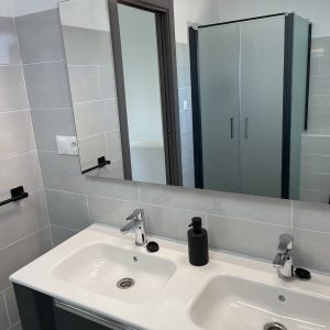 Cuarto de baño superior